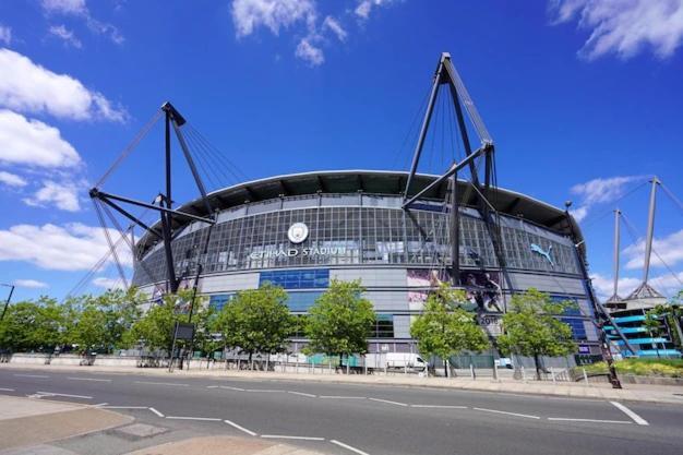Royal Rooms At Coop Live Etihad, Sports City Manchester Exterior photo